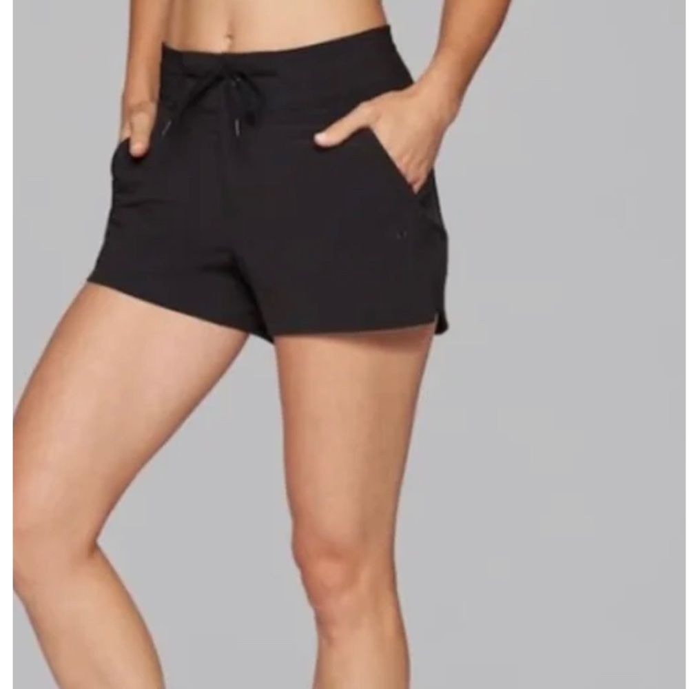 Athleta Hudson board shorts size 4 NWOT